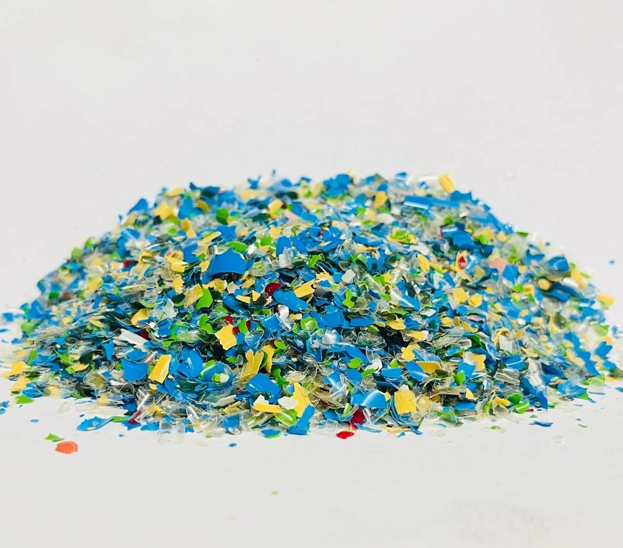 Pulverised empty hard gelatin capsule crush